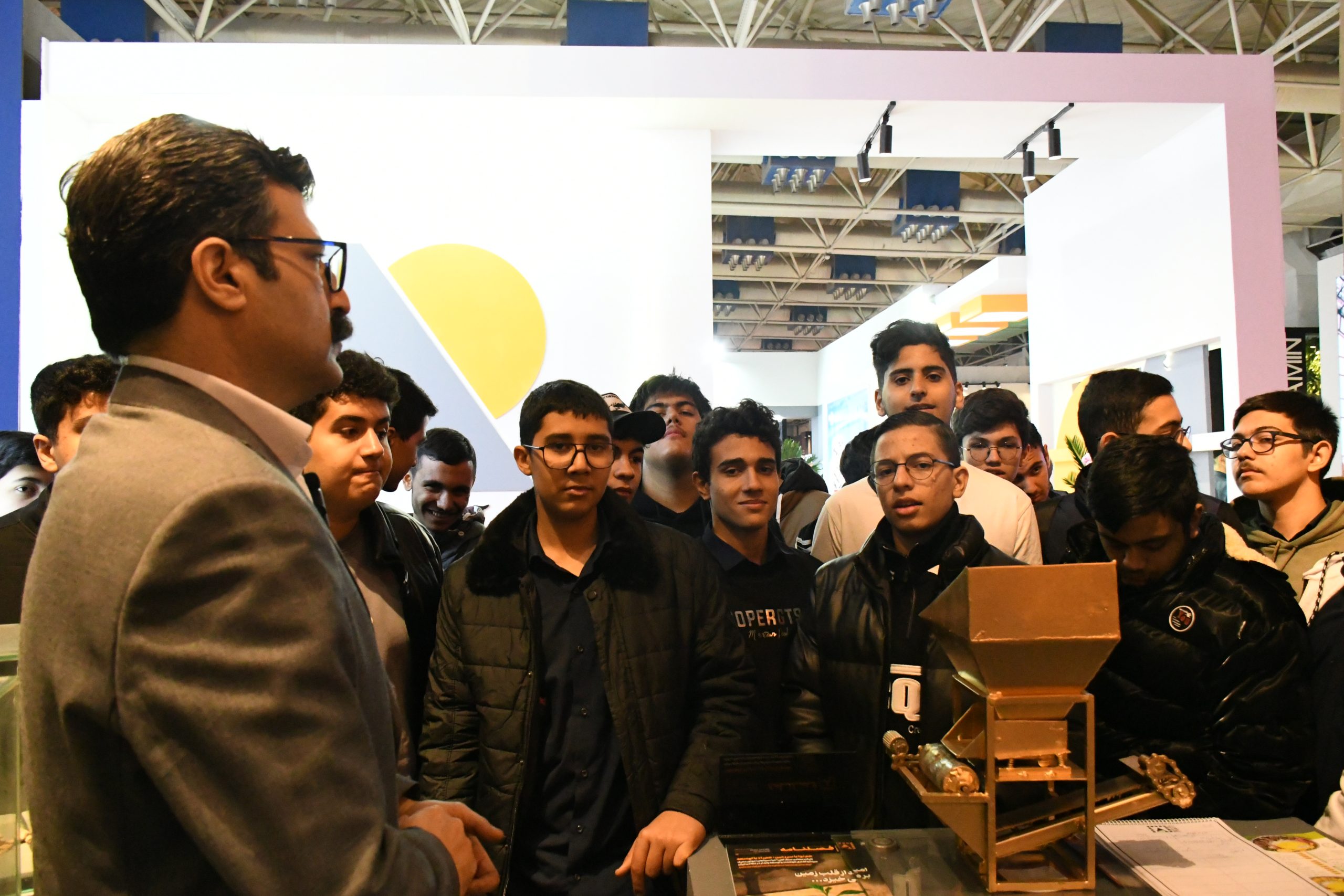 معادن سنگ آهن احیاء سپاهان